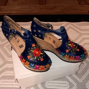 Navy Floral Embroidered Wedge Sandals - Women's